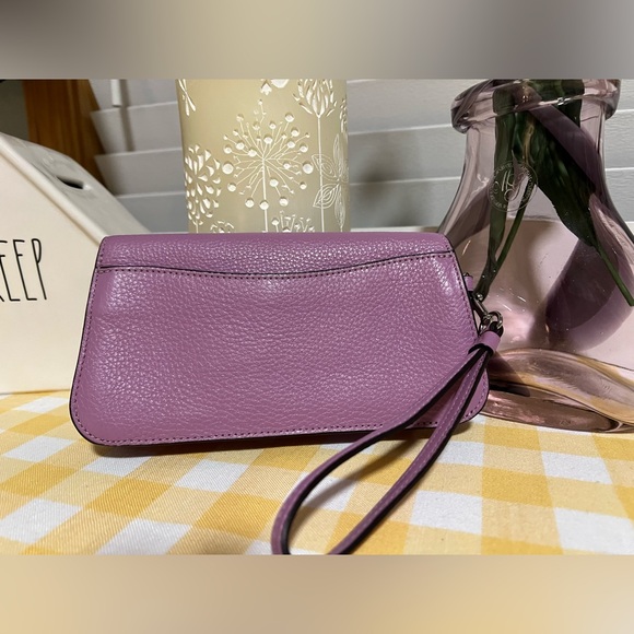 Coach Orchid Originals Pebble Leather Wristlet - Picture 2 of 9